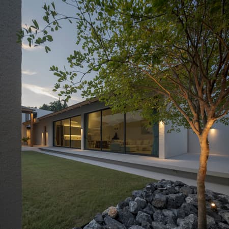 Baan Tectonix House